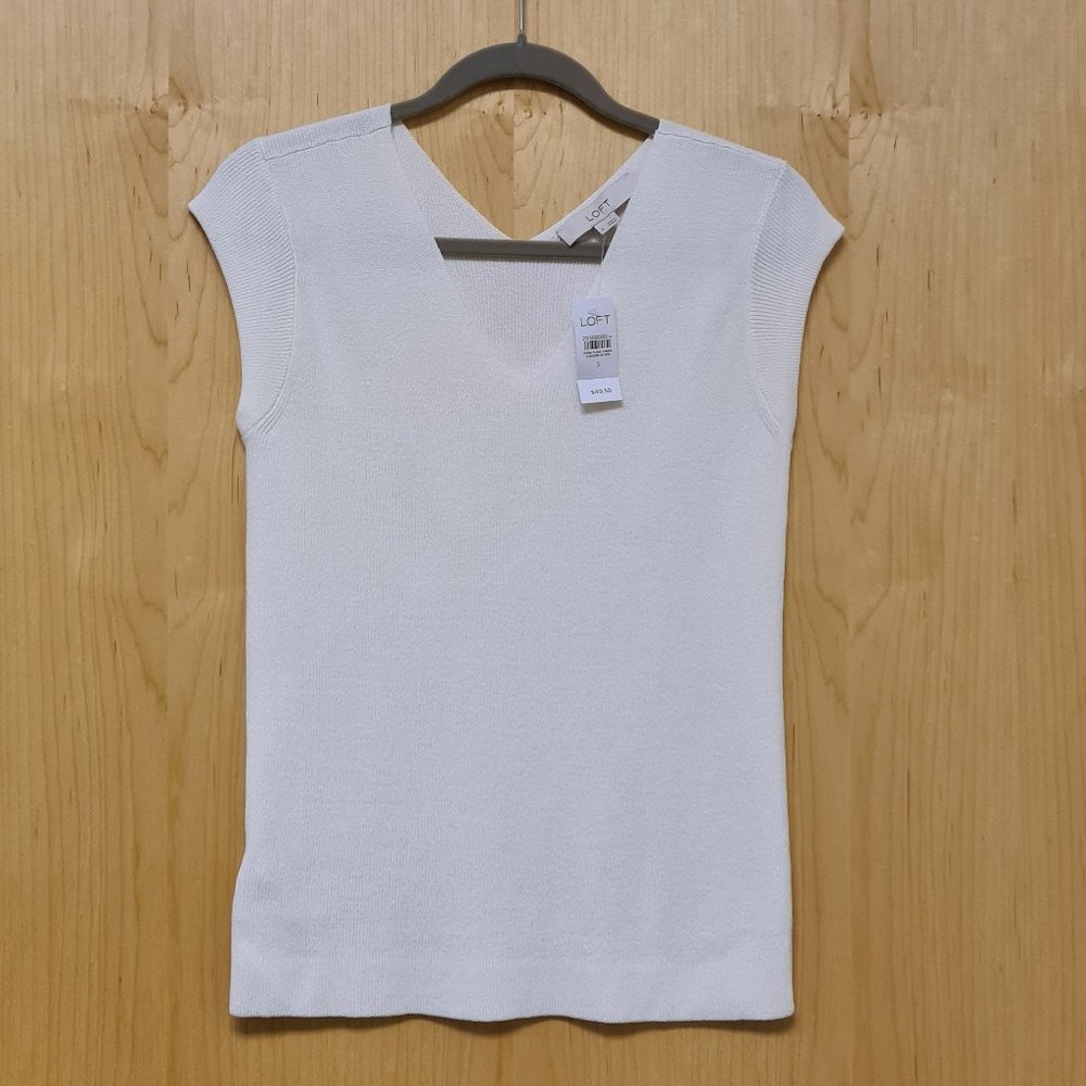 LOFT NWT White Ribbed Cap Sleeve Sweater S